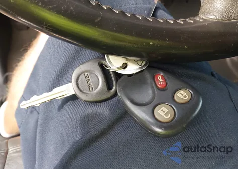 2005 GMC Sierra 1500Hd Slt from USA, damaged, VIN 1GTGK13U55F952879